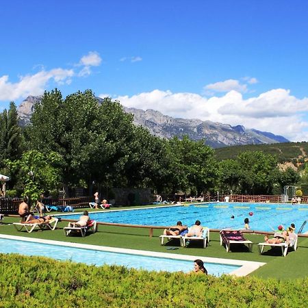 Bungalows Pena Montanesa Aínsa Kültér fotó
