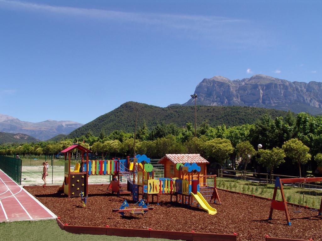 Bungalows Pena Montanesa Aínsa Kültér fotó