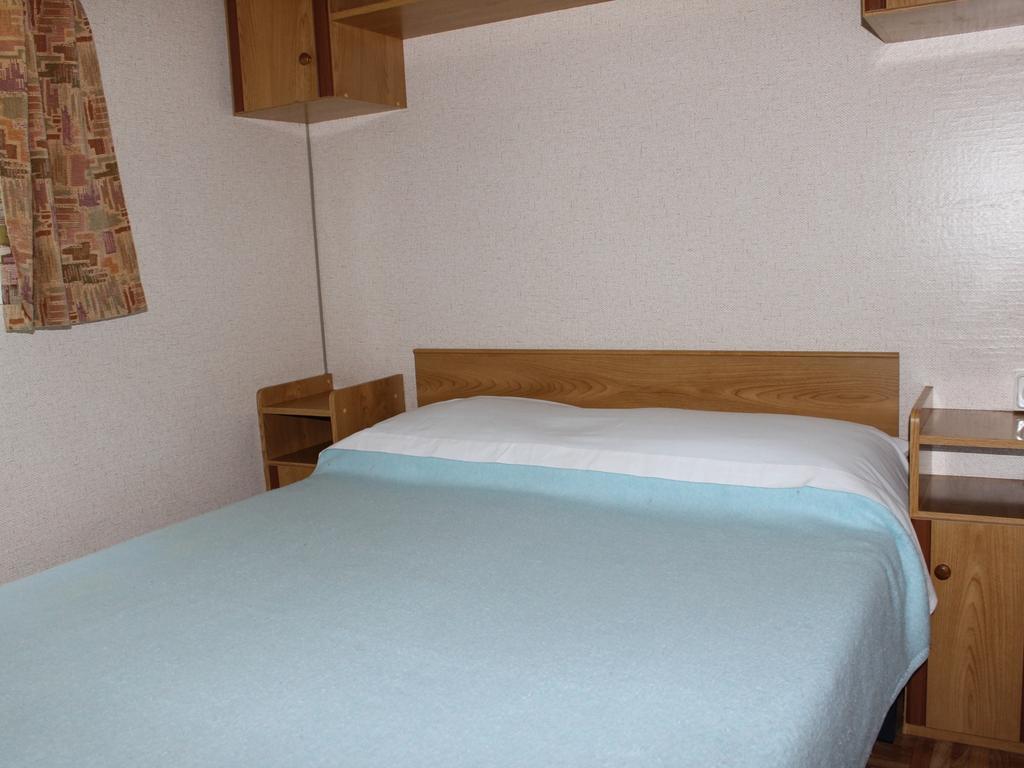Bungalows Pena Montanesa Aínsa Szoba fotó